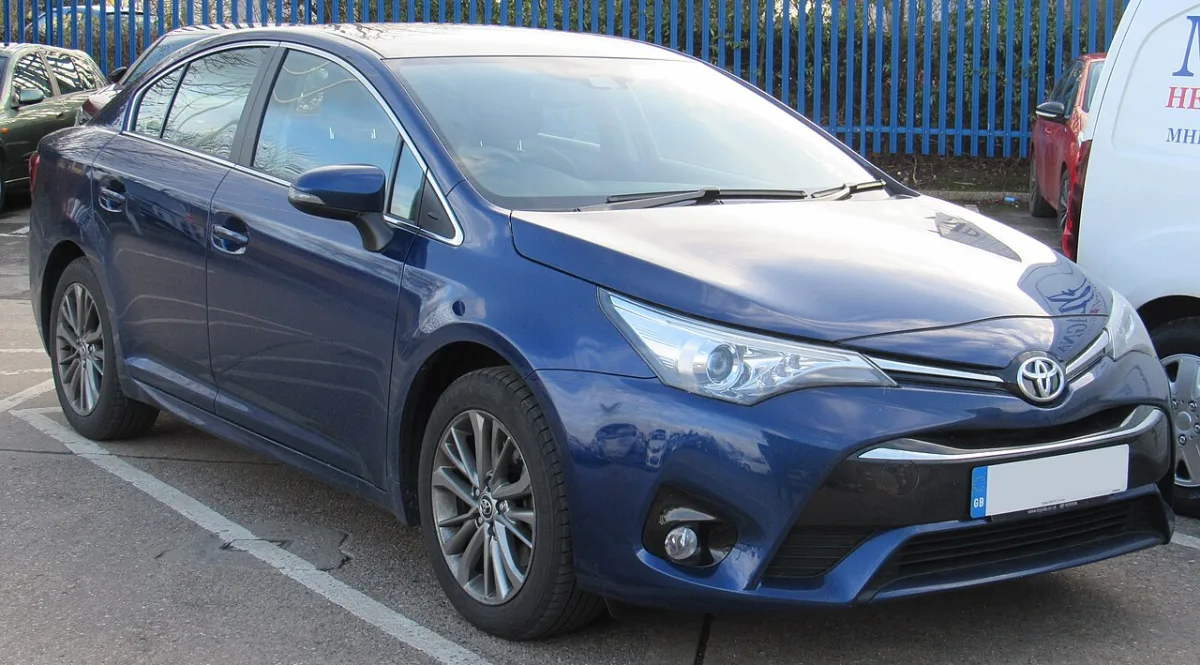 Toyota Avensis T27