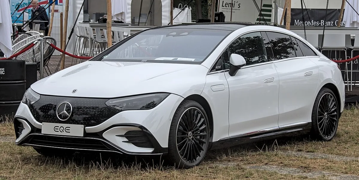 Mercedes-Benz EQE 295