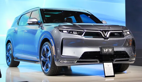 VinFast VF 9