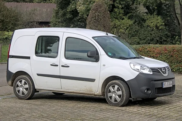 Nissan NV250