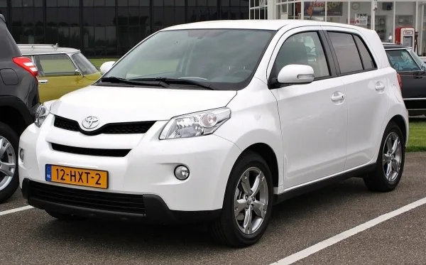 Toyota Urban Cruiser XP11