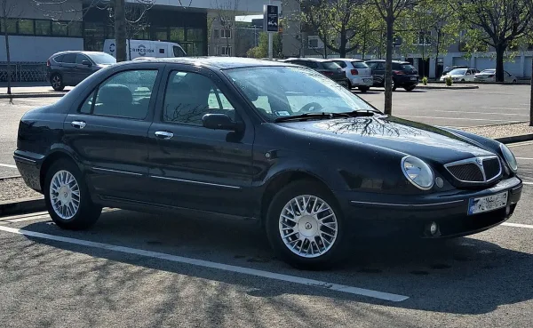 Lancia Lybra