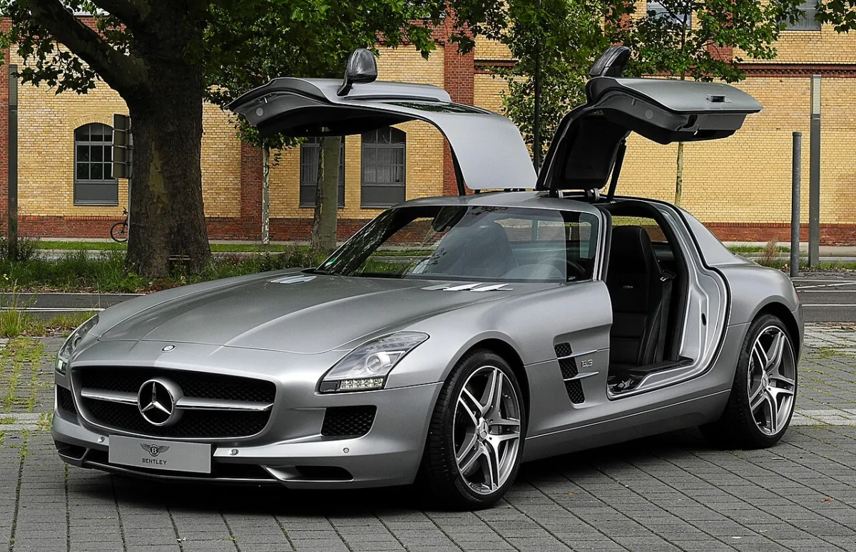 Mercedes-Benz SLS AMG 197