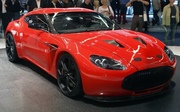 Aston Martin V12 Zagato