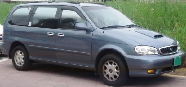 Kia Carnival UP