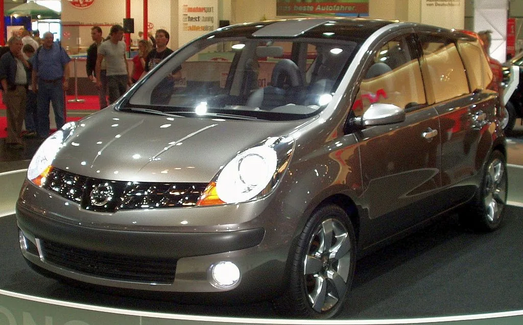 Nissan Note E11