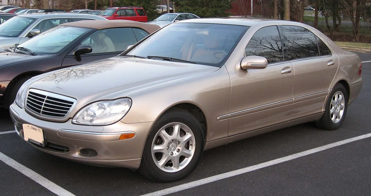 Mercedes-Benz S-Klasse 220