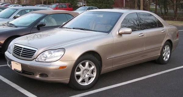 Mercedes-Benz S-Klasse 220